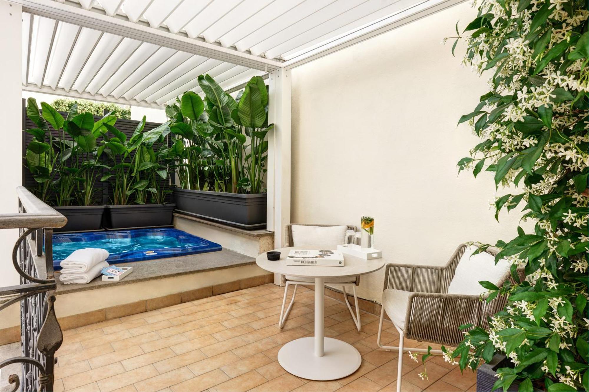 The First Arte - Preferred & Hotel Roma